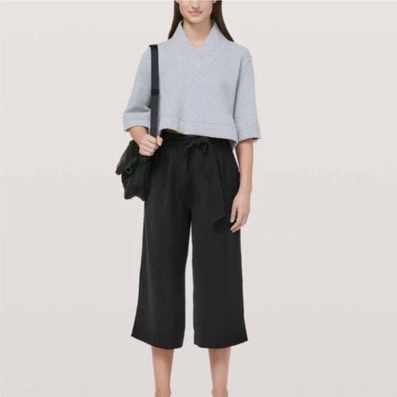 Lululemon Noir Wide Leg Crop Pants Size 6 Belted Waist Black Flowy Workwear S - Picture 9 of 11